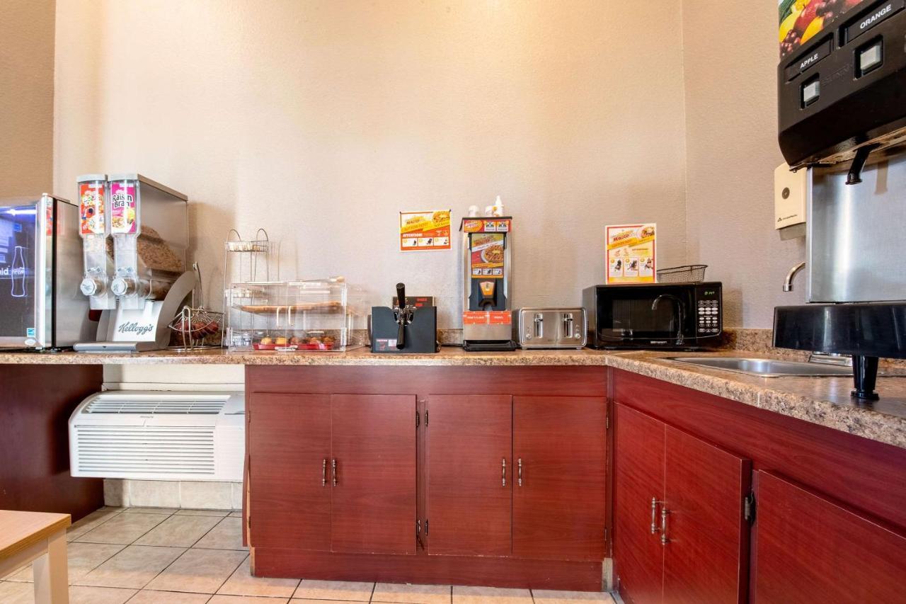 Econo Lodge Kent Ngoại thất bức ảnh