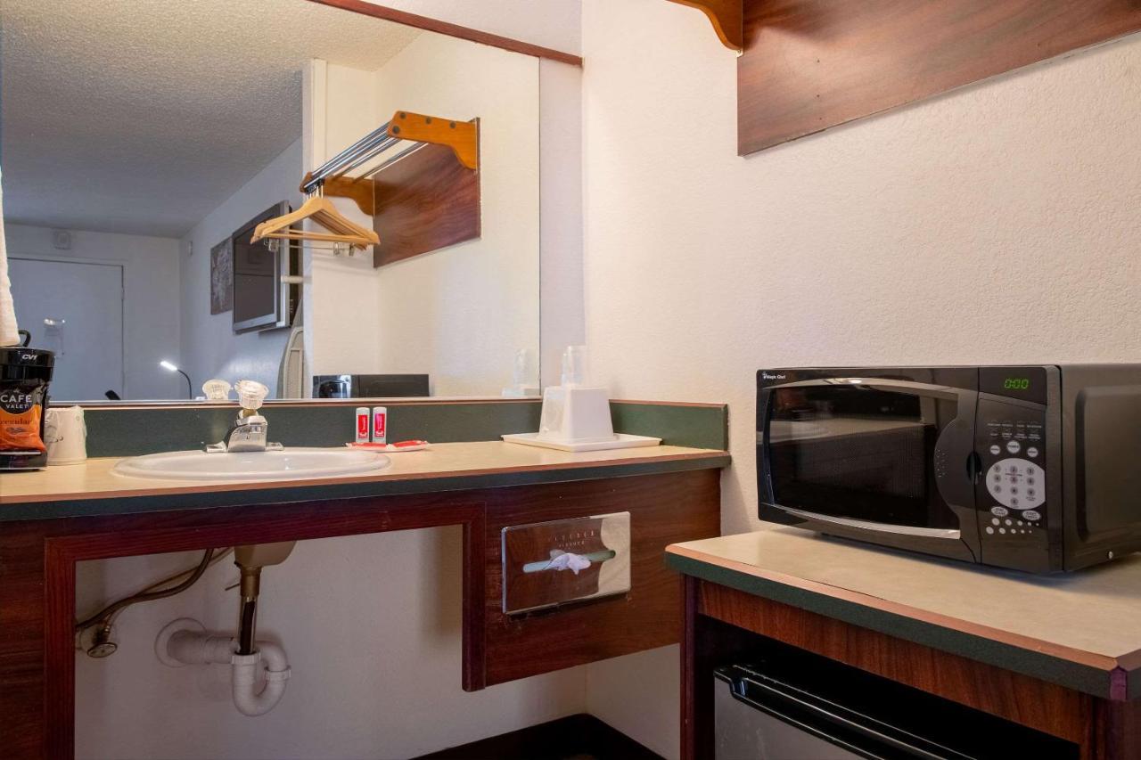 Econo Lodge Kent Ngoại thất bức ảnh