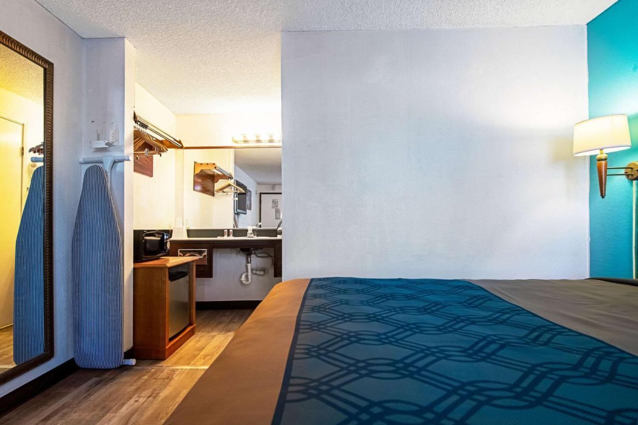 Econo Lodge Kent Ngoại thất bức ảnh