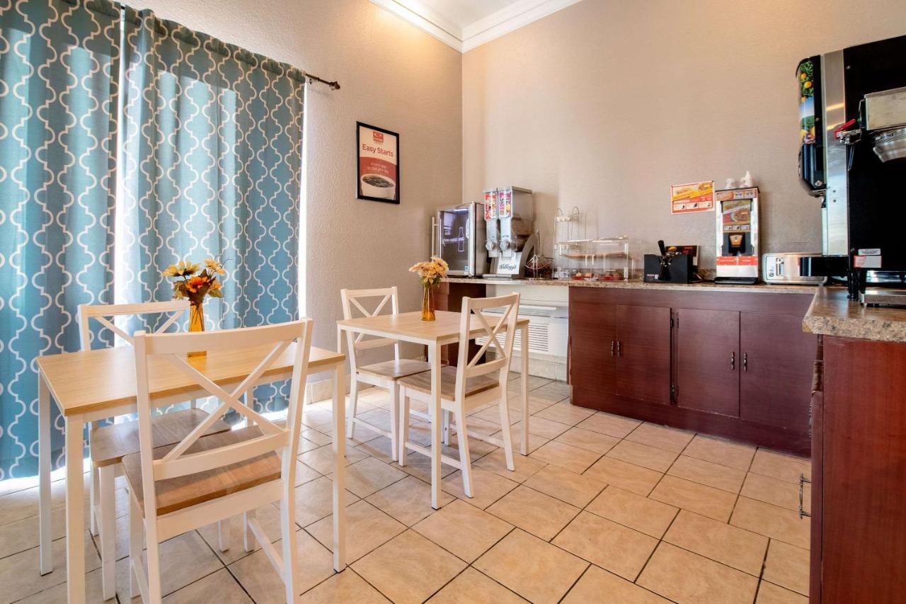 Econo Lodge Kent Ngoại thất bức ảnh